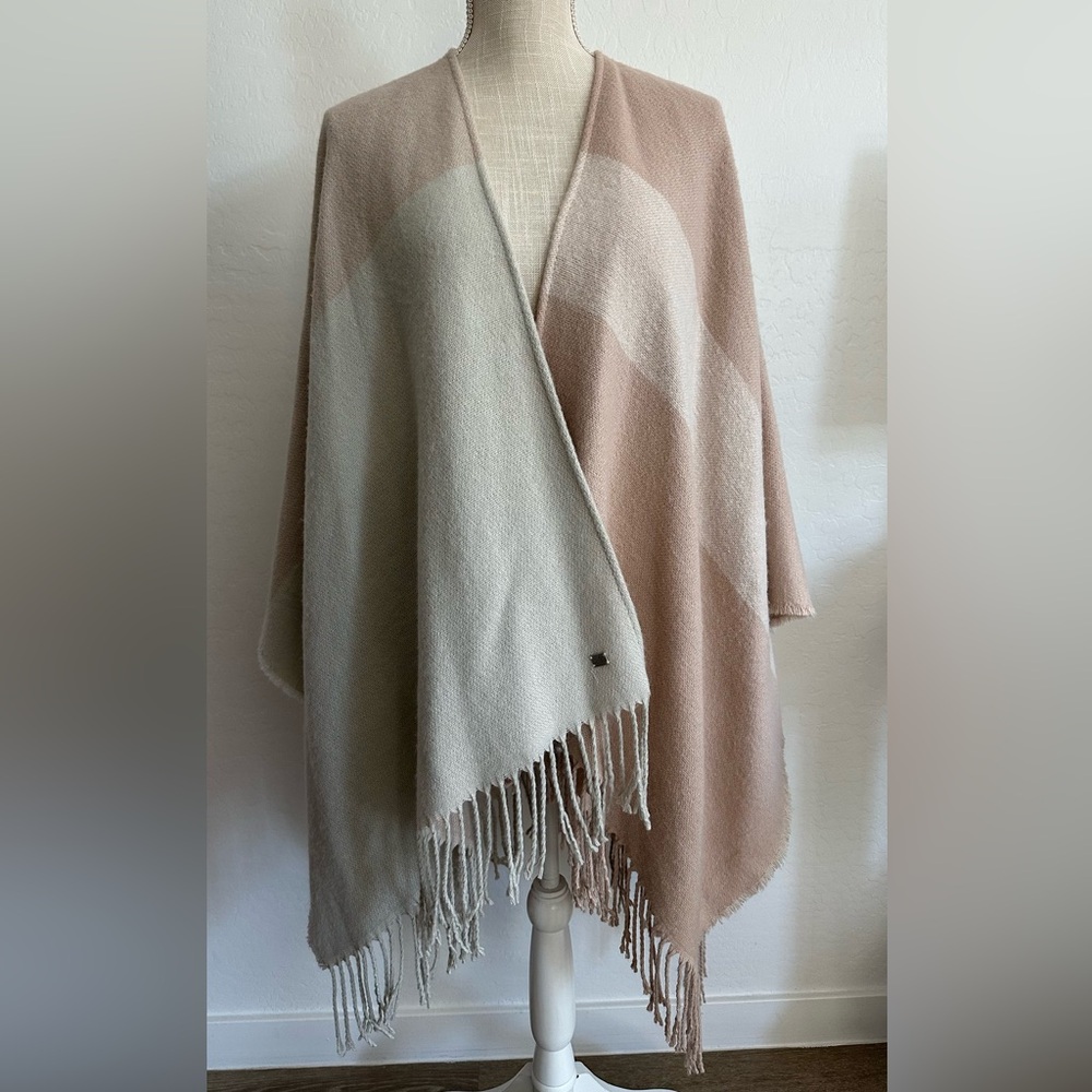 SOIA & KYO PINK/GRAY WOVEN SCARF-CARDIGAN WITH FRINGES SIZE One Size - Picture 2 of 9